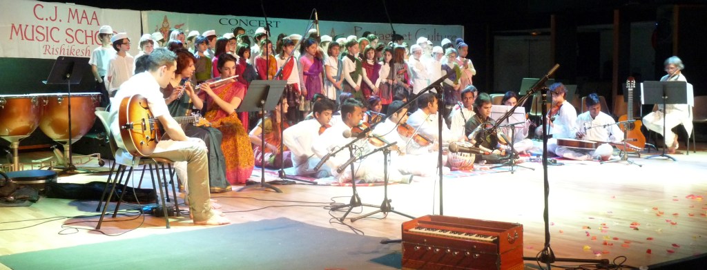 Mata Ganga Orchestra, Cahors (France) 22-02-2013